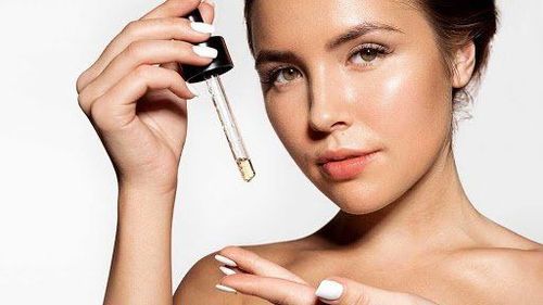 Serum có tác dụng gì đối với làn da?