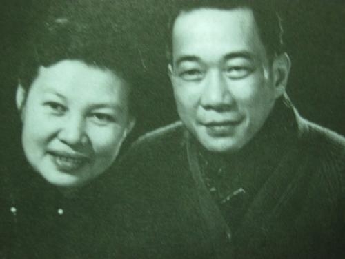 Tố Hữu (1917-2002): Tình trong như đã mặt ngoài còn e