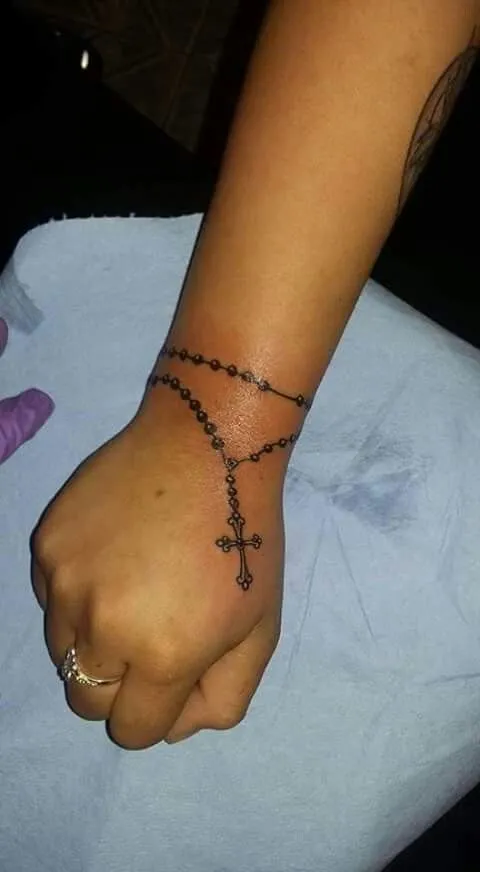 Gợi ý 88+ mẫu hình xăm vòng tay nghệ thuật và thời trang - Genztattoo