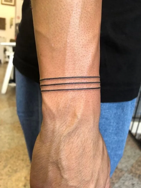 Gợi ý 88+ mẫu hình xăm vòng tay nghệ thuật và thời trang - Genztattoo