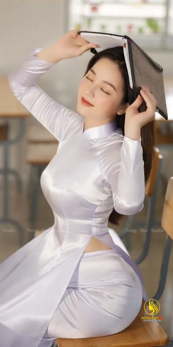 Top 69+ Ảnh nữ sinh mặc áo dài phản cảm, xuyên thấu, siêu mỏng