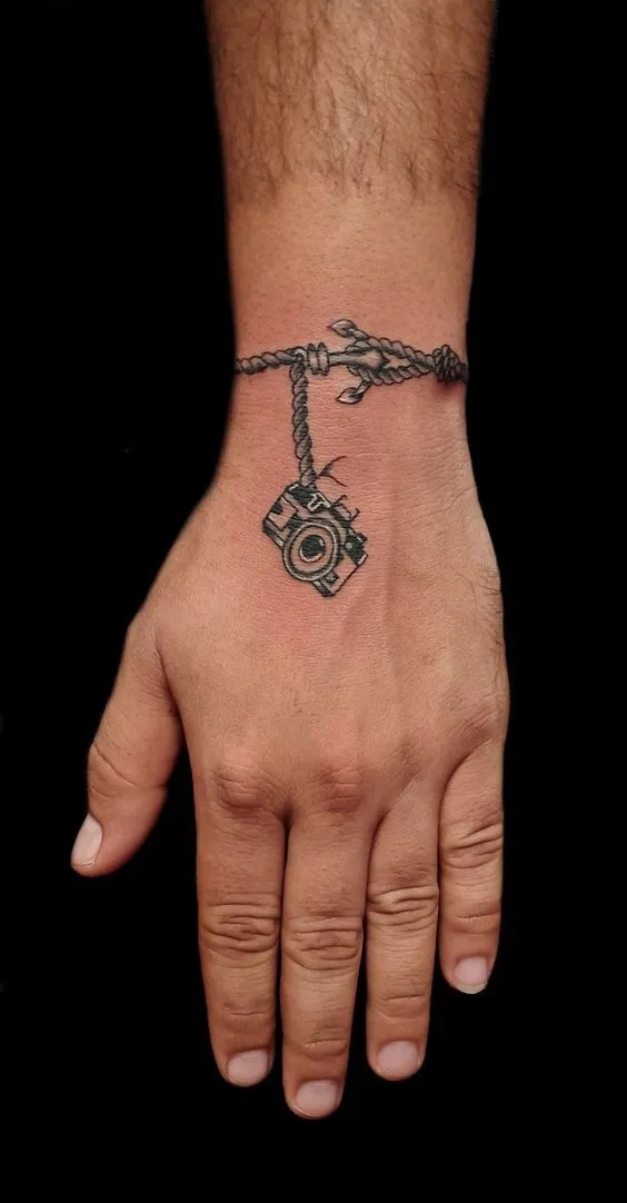 Gợi ý 88+ mẫu hình xăm vòng tay nghệ thuật và thời trang - Genztattoo