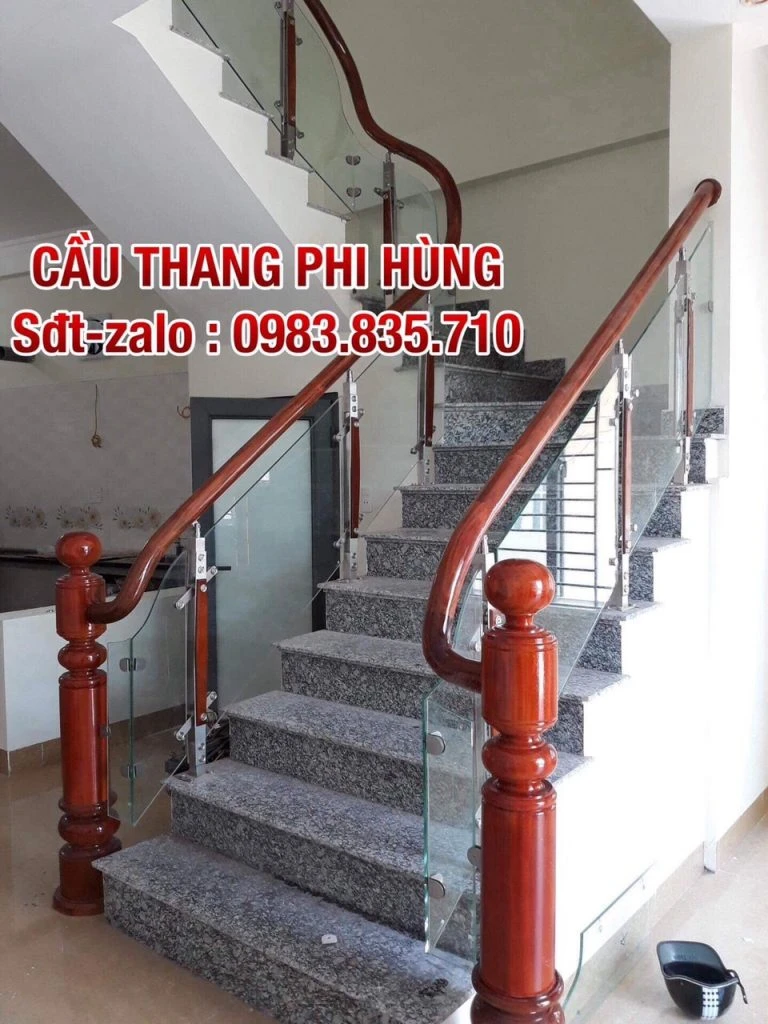 Báo Giá Cầu Thang Kính Tay Vịn Gỗ, Các Mẫu Lan Can Cầu Thang Kính Cường Lực Tay Vịn Gỗ, Tay Vịn Nhựa, Tay Vịn Inox Đẹp Nhất Hà Nội