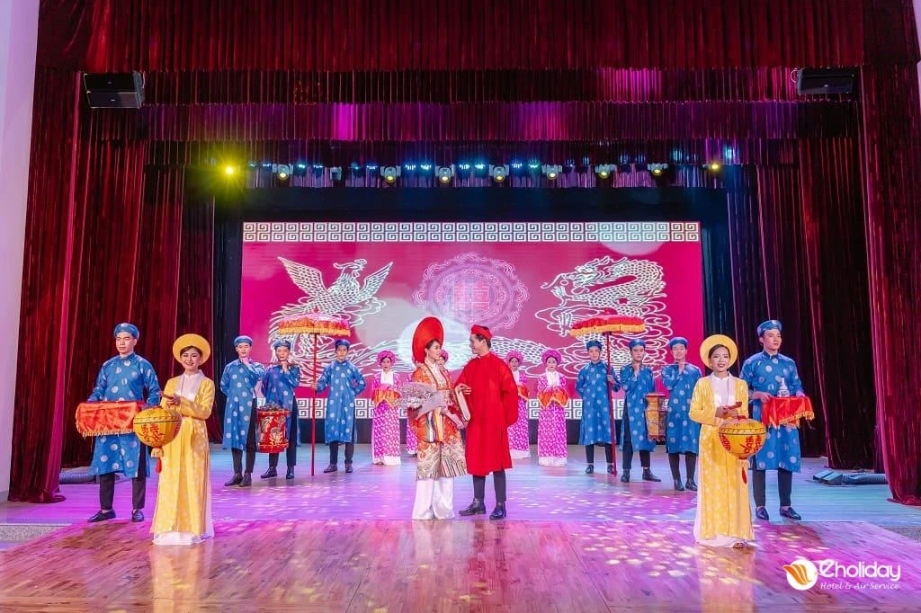 Vé Áo Dài Show Đà Nẵng