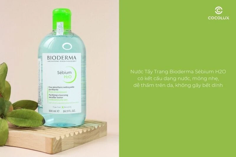 Review nước tẩy trang Bioderma cho da dầu mụn màu xanh lá