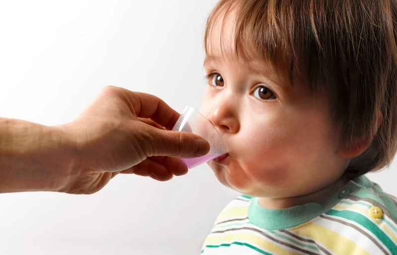 Những loại thuốc tẩy giun cho trẻ phổ biến và các lưu ý khi tẩy giun