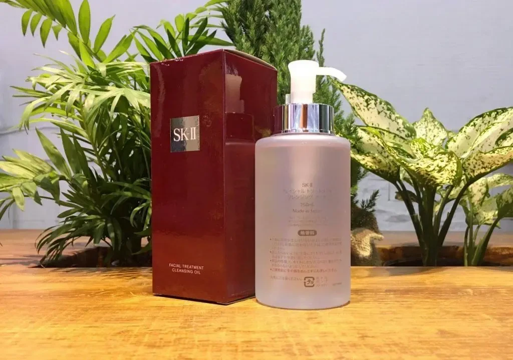 Dầu Tẩy Trang SK-II Facial Treatment Cleasing Oil 250ml