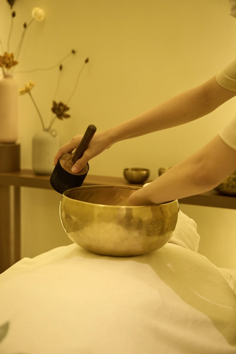 Chuông Xoay Tây Tạng ( Singing Bowl ) Là Gì? Ý Nghĩa Âm Thanh Kỳ Diệu