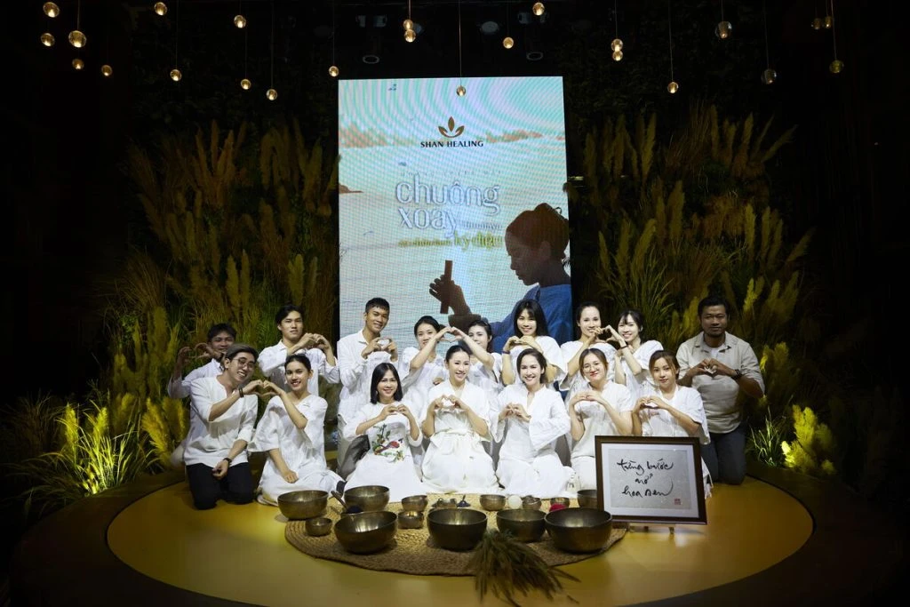 Chuông Xoay Tây Tạng ( Singing Bowl ) Là Gì? Ý Nghĩa Âm Thanh Kỳ Diệu