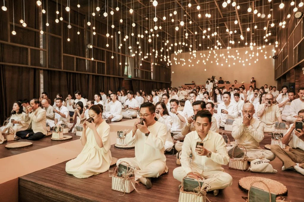 Chuông Xoay Tây Tạng ( Singing Bowl ) Là Gì? Ý Nghĩa Âm Thanh Kỳ Diệu