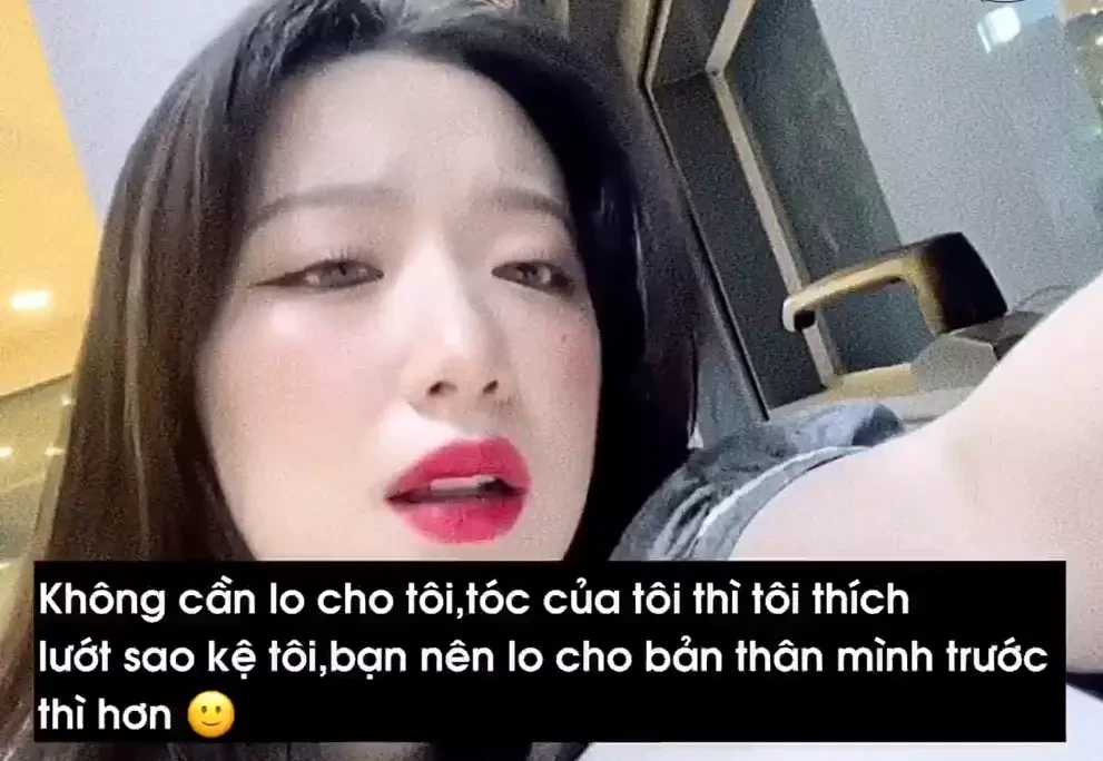 (G)I-DLE Shuhua liên tiếp có phát ngôn như 'đấm vào mặt fan'