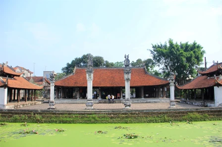 Khám Phá Đình Tây Đằng Biểu Tượng Chiến Đấu Dân Tộc