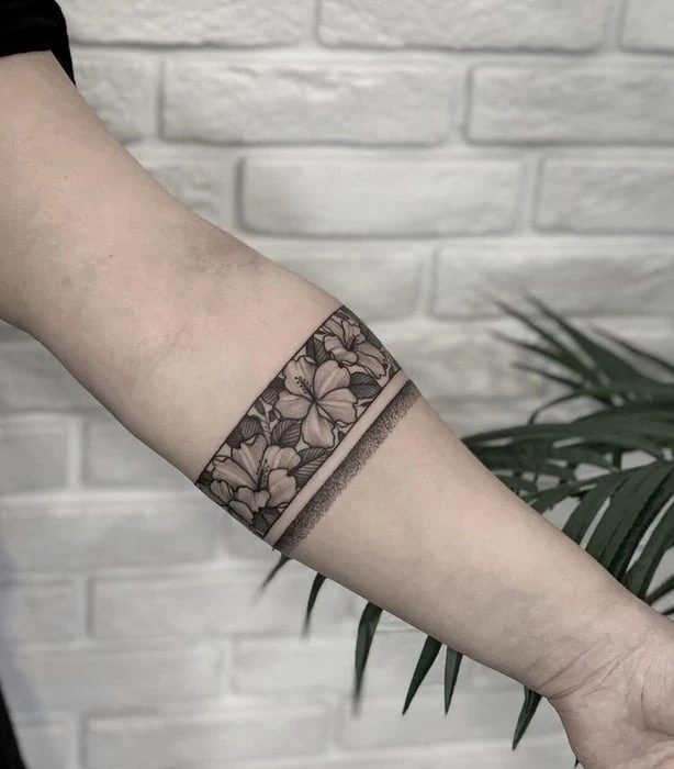 Những hình xăm vòng tay hoa đỉnh cao của nghệ thuật xăm nghệ