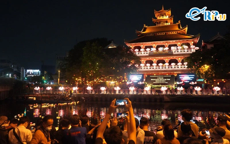 CHÙA PHÁP HOA-MIỀN ĐẤT PHẬT HIỀN HÒA GIỮA CHỐN SÀI GÒN HOA LỆ
