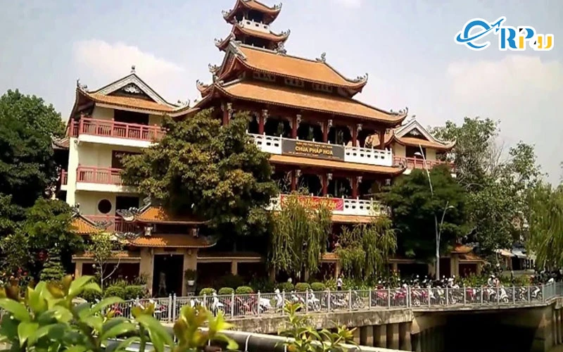 CHÙA PHÁP HOA-MIỀN ĐẤT PHẬT HIỀN HÒA GIỮA CHỐN SÀI GÒN HOA LỆ