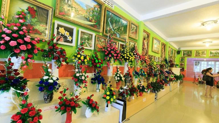 Top 24 vườn hoa Đà Lạt đẹp mê ly được du khách yêu thích nhất 2024