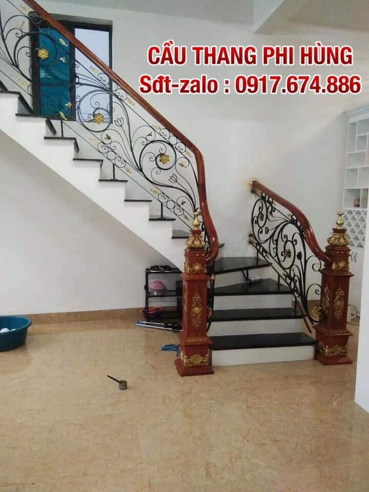 Tổng Hợp Các Mẫu Lan Can Cầu Thang Sắt Tay Gỗ Đẹp Tại Hà Nội