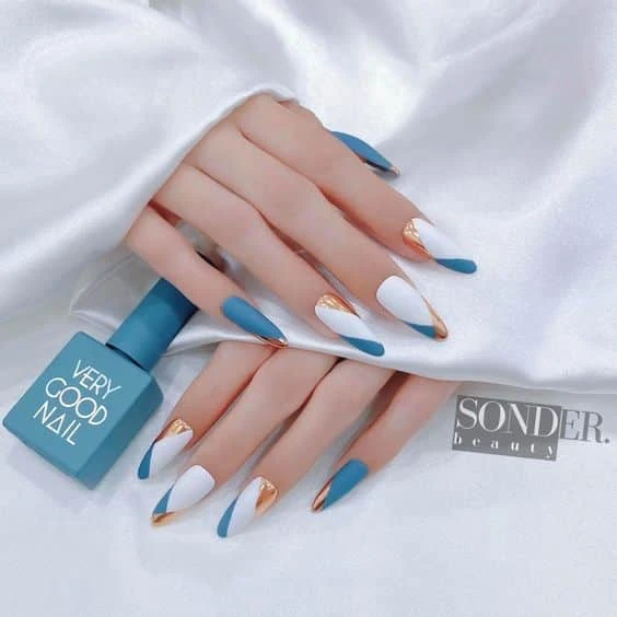 Tổng Hợp 20 Mẫu Nail Nhọn Đẹp Sành Điệu Cho Các Nàng