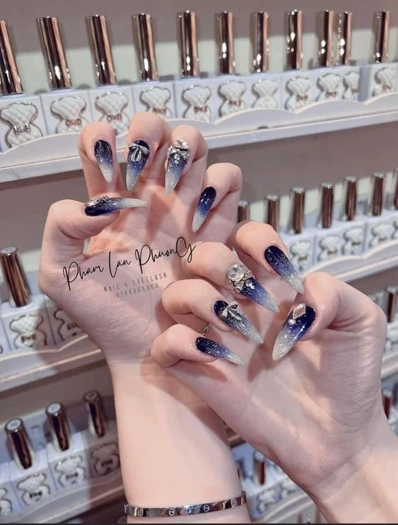 Tổng Hợp 20 Mẫu Nail Nhọn Đẹp Sành Điệu Cho Các Nàng