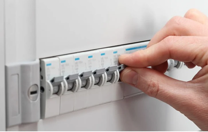 Hướng dẫn vệ sinh điều hòa đơn giản và tiết kiệm nhất tại nhà