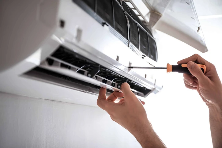 Hướng dẫn vệ sinh điều hòa đơn giản và tiết kiệm nhất tại nhà