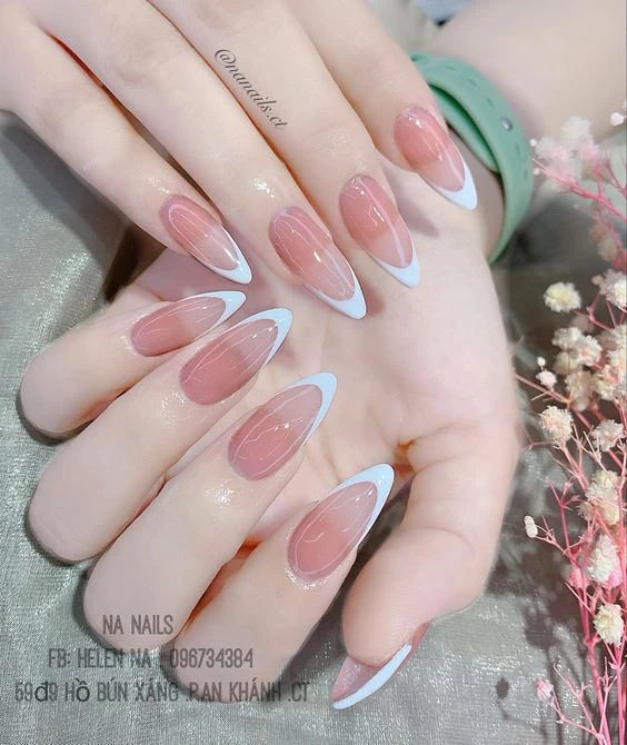 Tổng Hợp 20 Mẫu Nail Nhọn Đẹp Sành Điệu Cho Các Nàng