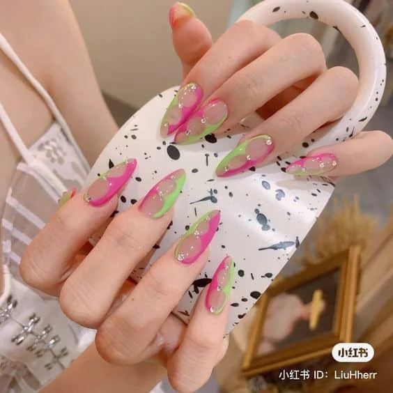 Tổng Hợp 20 Mẫu Nail Nhọn Đẹp Sành Điệu Cho Các Nàng