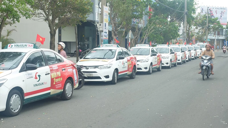 Taxi Phú Yên - TOP 8 hãng taxi sân bay Tuy Hòa uy tín và kinh nghiệm lựa chọn taxi