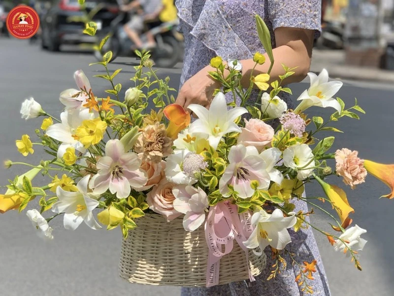 10+ cách cắm hoa ly ngày Tết tươi lâu, bền màu để đón lộc vào nhà