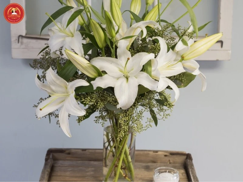 10+ cách cắm hoa ly ngày Tết tươi lâu, bền màu để đón lộc vào nhà