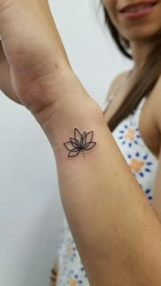 150 hình xăm hoa sen mini vừa đơn giản mà đẹp và ý nghĩa - Genztattoo