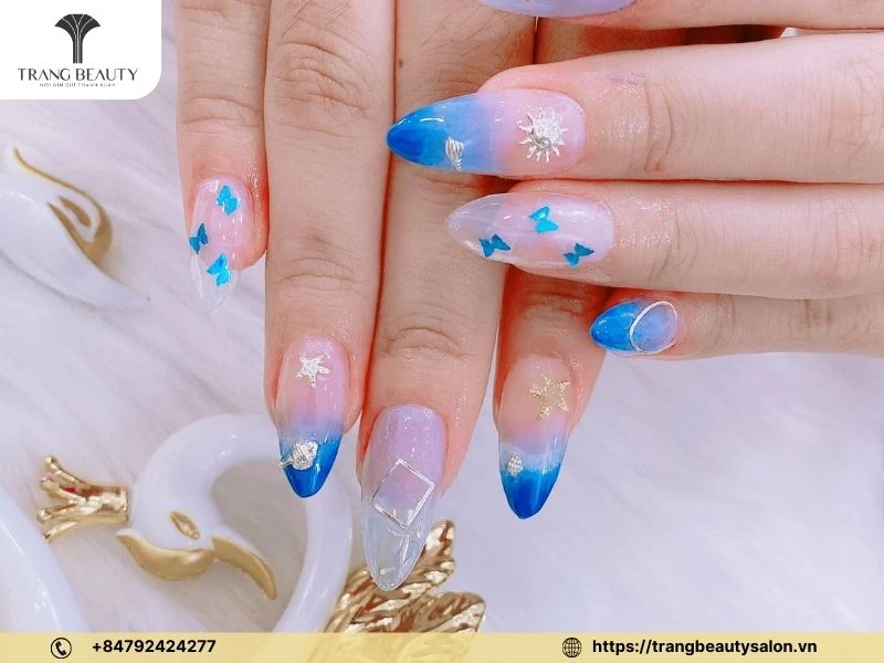 Top 99+ mẫu nail hoa đẹp nhỏ nhắn, cực trendy các nàng nên thử