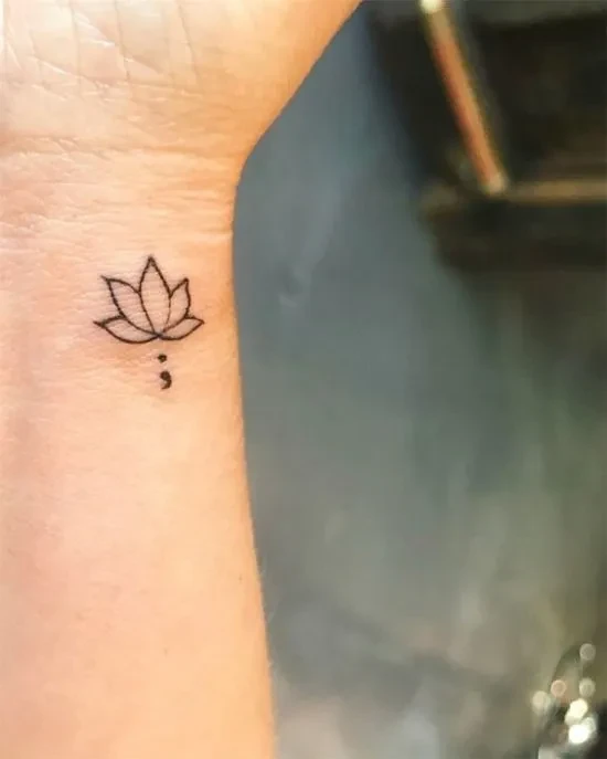 150 hình xăm hoa sen mini vừa đơn giản mà đẹp và ý nghĩa - Genztattoo