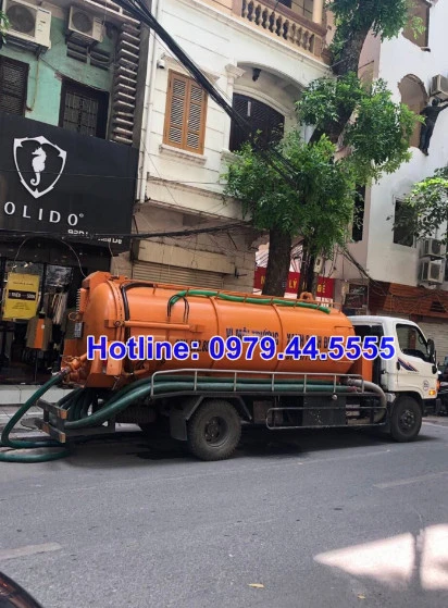 Dịch vụ hút bể phốt tại quận Cầu Giấy bảo hành 60 tháng