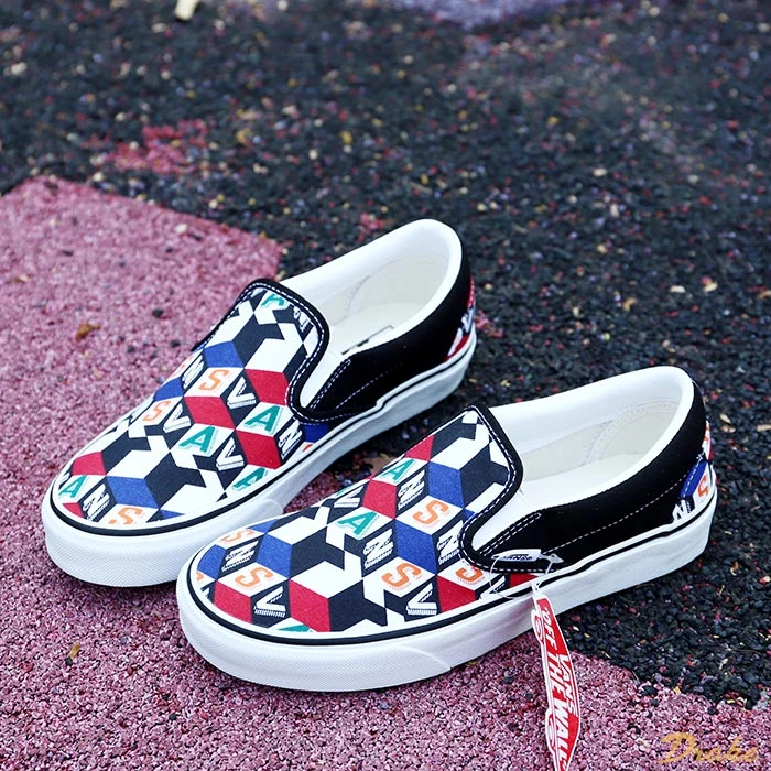 Những mẫu giày Vans nữ Slip-On dễ dàng lọt vào mắt xanh của bạn