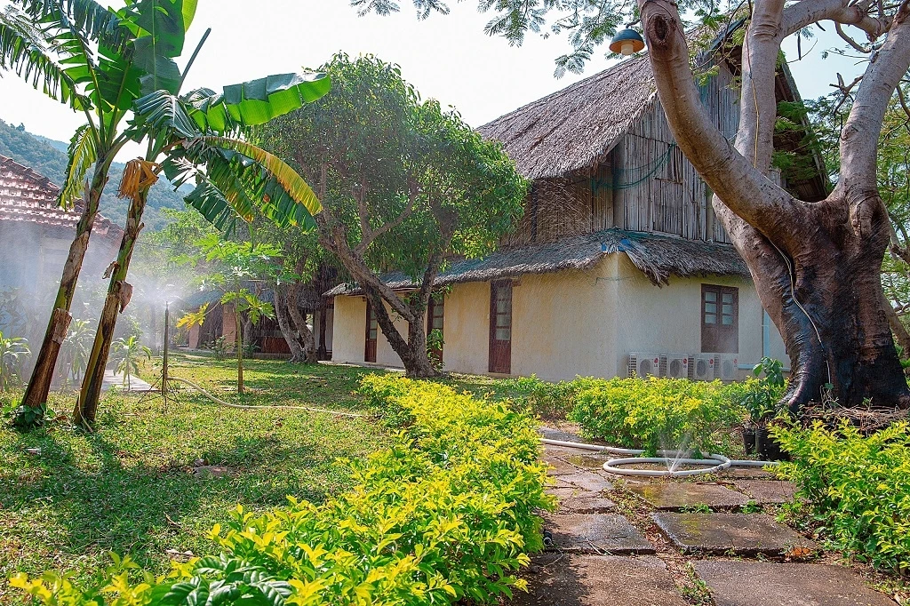 Đảo Hoa Lan kỳ thú - Long Phú Tourist - Công ty lữ hành chuyên nghiệp.