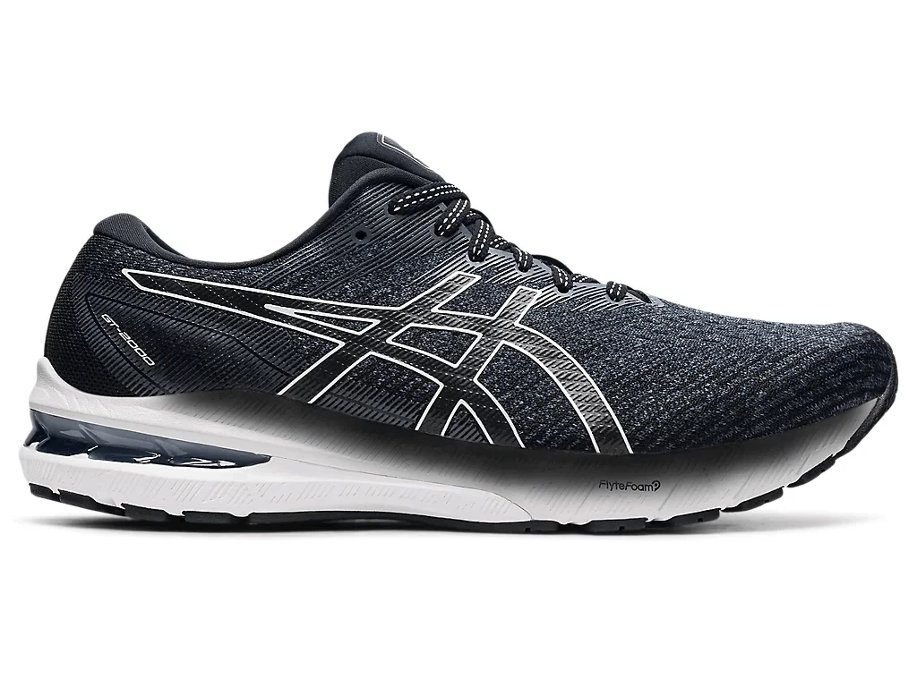 Top những đôi giày chạy bộ Asics êm ái, tốt nhất 2024