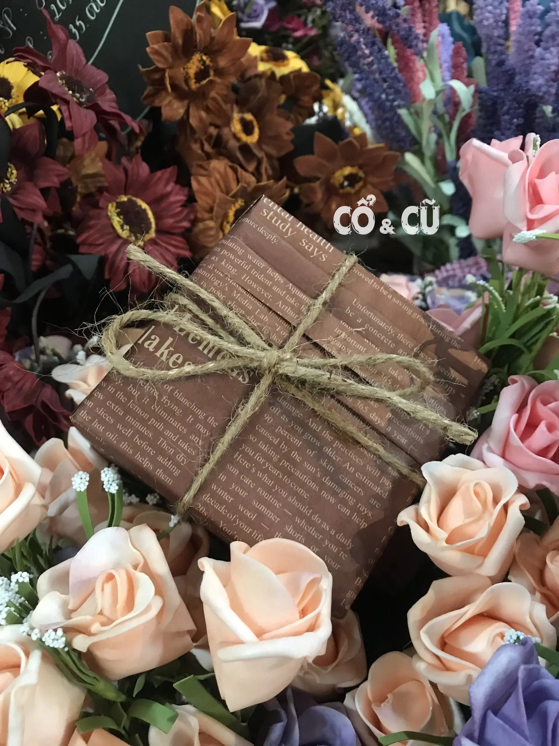 Giấy báo vintage gói quà, gói hoa, trang trí làm handmade