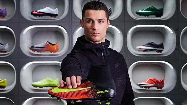 Điểm lại 15 đôi giày may mắn nhất của CR7