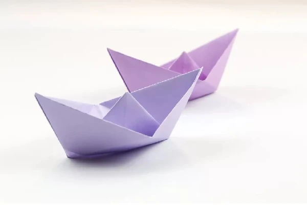 Cách Gấp Thuyền Giấy Đơn Giản Có Buồm - Origami